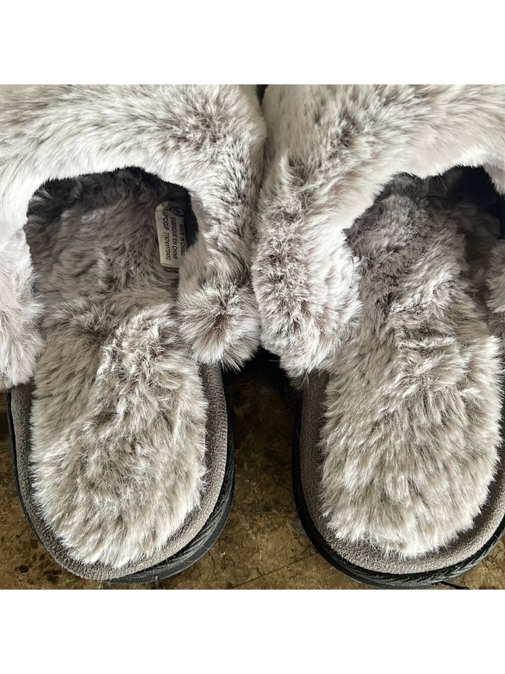 Slippers Size M❤️❤️ - Picture 3 of 5